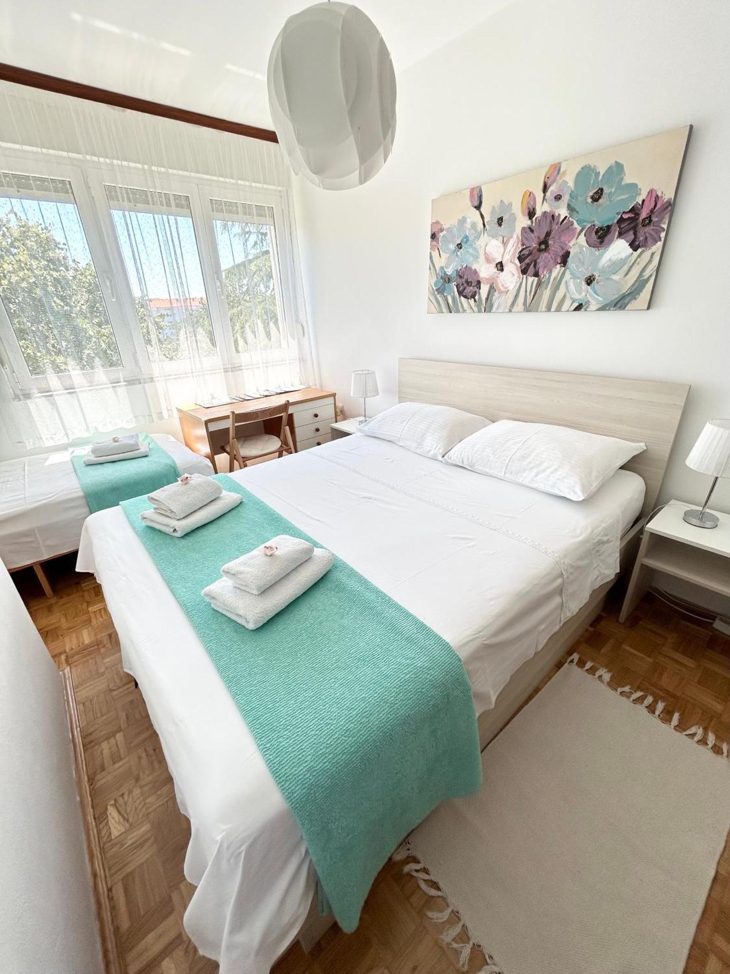 Mira Apartment *